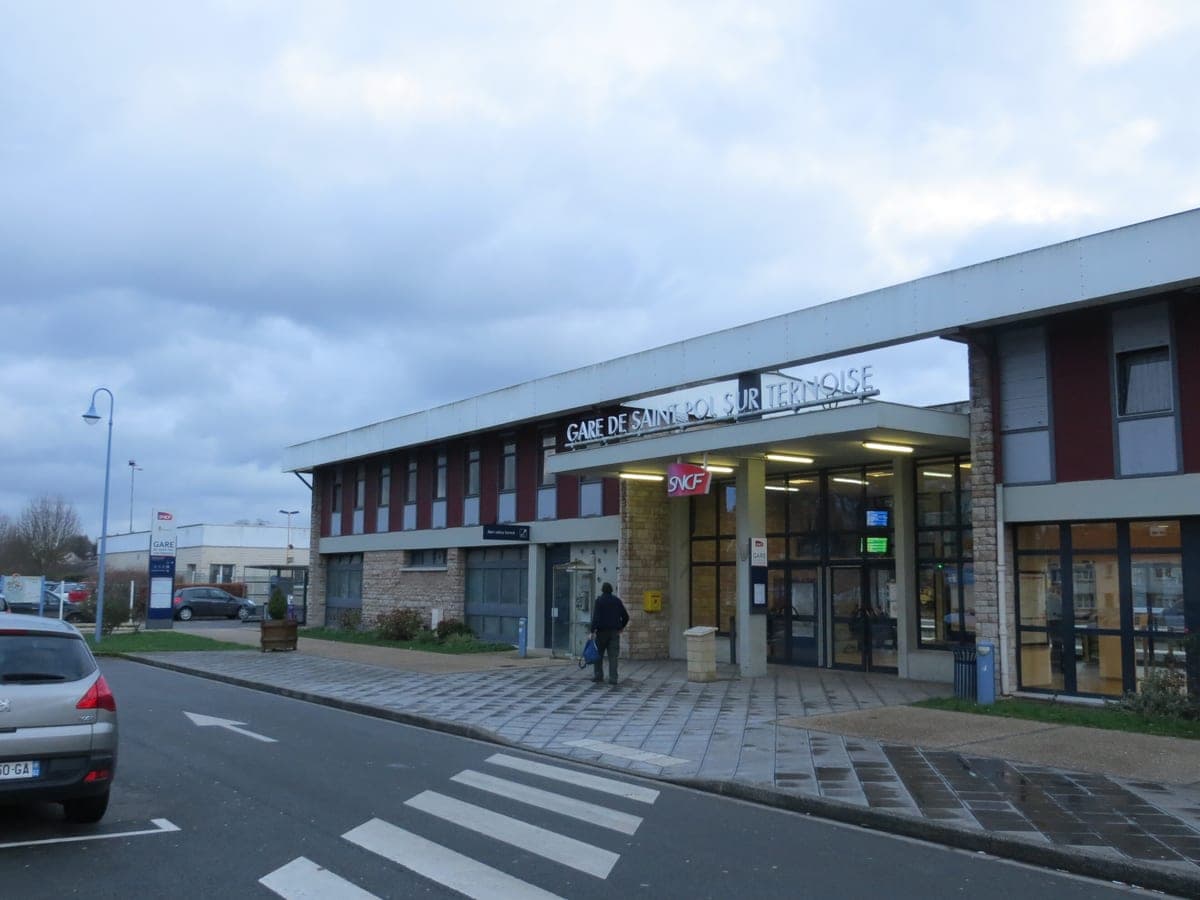 Gare de Saint-Pol-sur-Ternoise — Taxi Nord transfert taxi